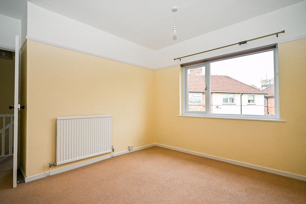 Bedroom- click for photo gallery